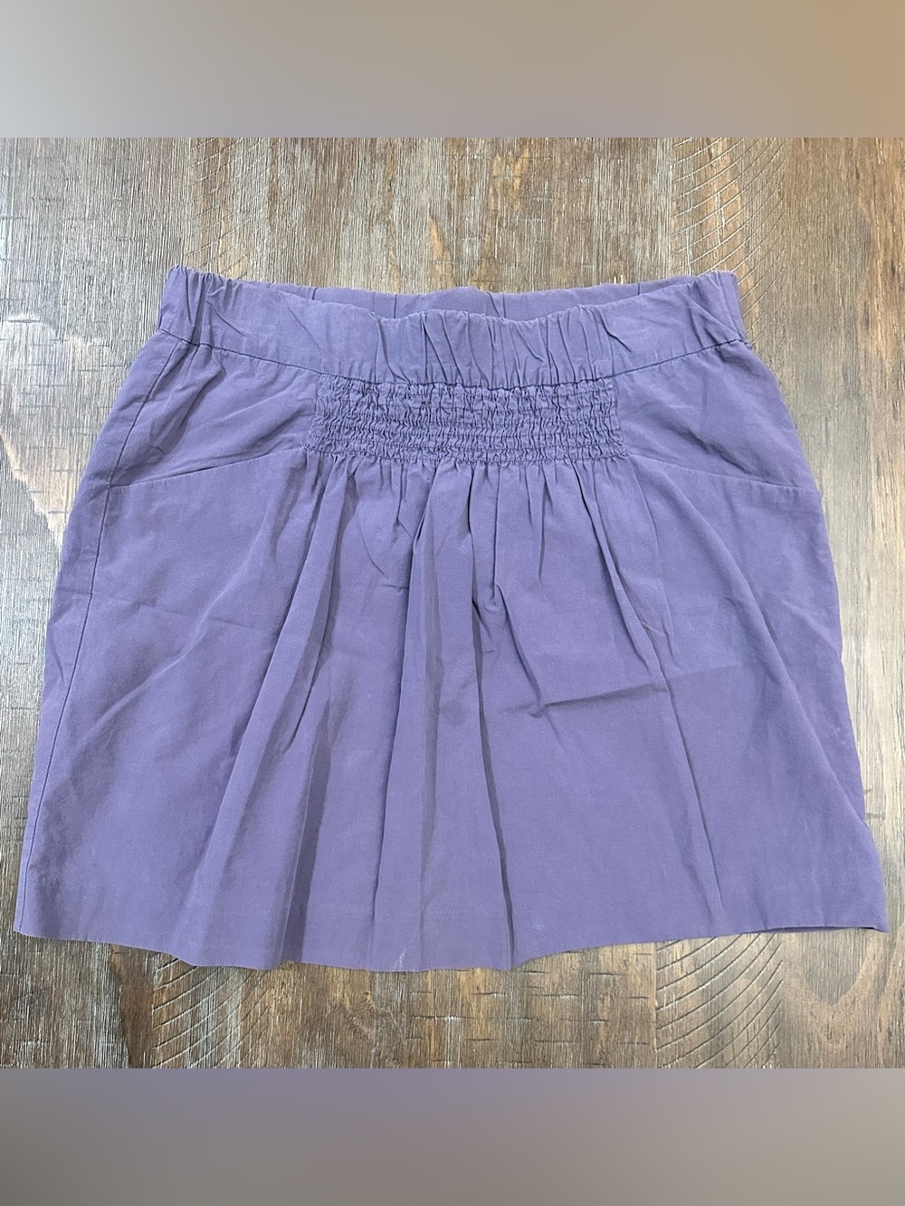 Banana Republic purple pleated mini skirt with pockets in a size 6 #pleated